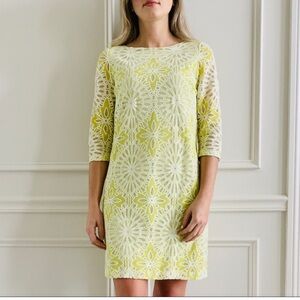 BELLE BY BADGLEY MISCHKA size 4 Floral Mesh Lace Sheath Dress Yellow Lime 🤩